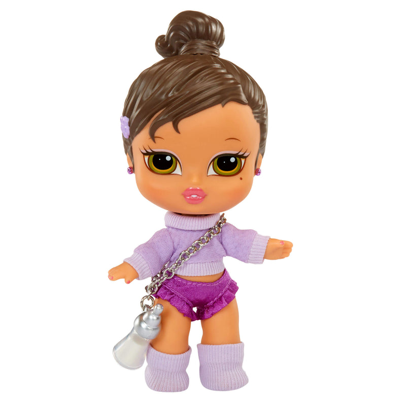 Load image into Gallery viewer, Bratz Babyz Runwayz Doll - Yasmin