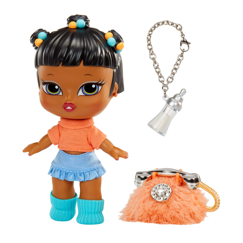 Load image into Gallery viewer, Bratz Babyz Runwayz Doll - Sasha