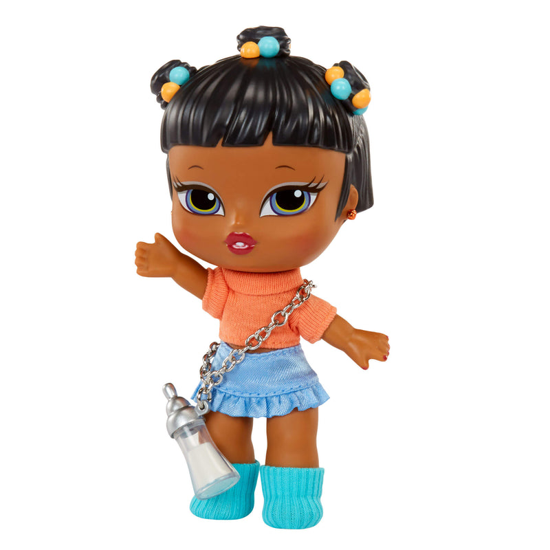 Load image into Gallery viewer, Bratz Babyz Runwayz Doll - Sasha