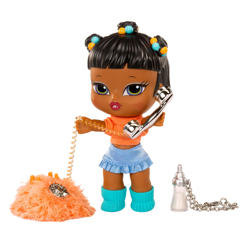 Load image into Gallery viewer, Bratz Babyz Runwayz Doll - Sasha