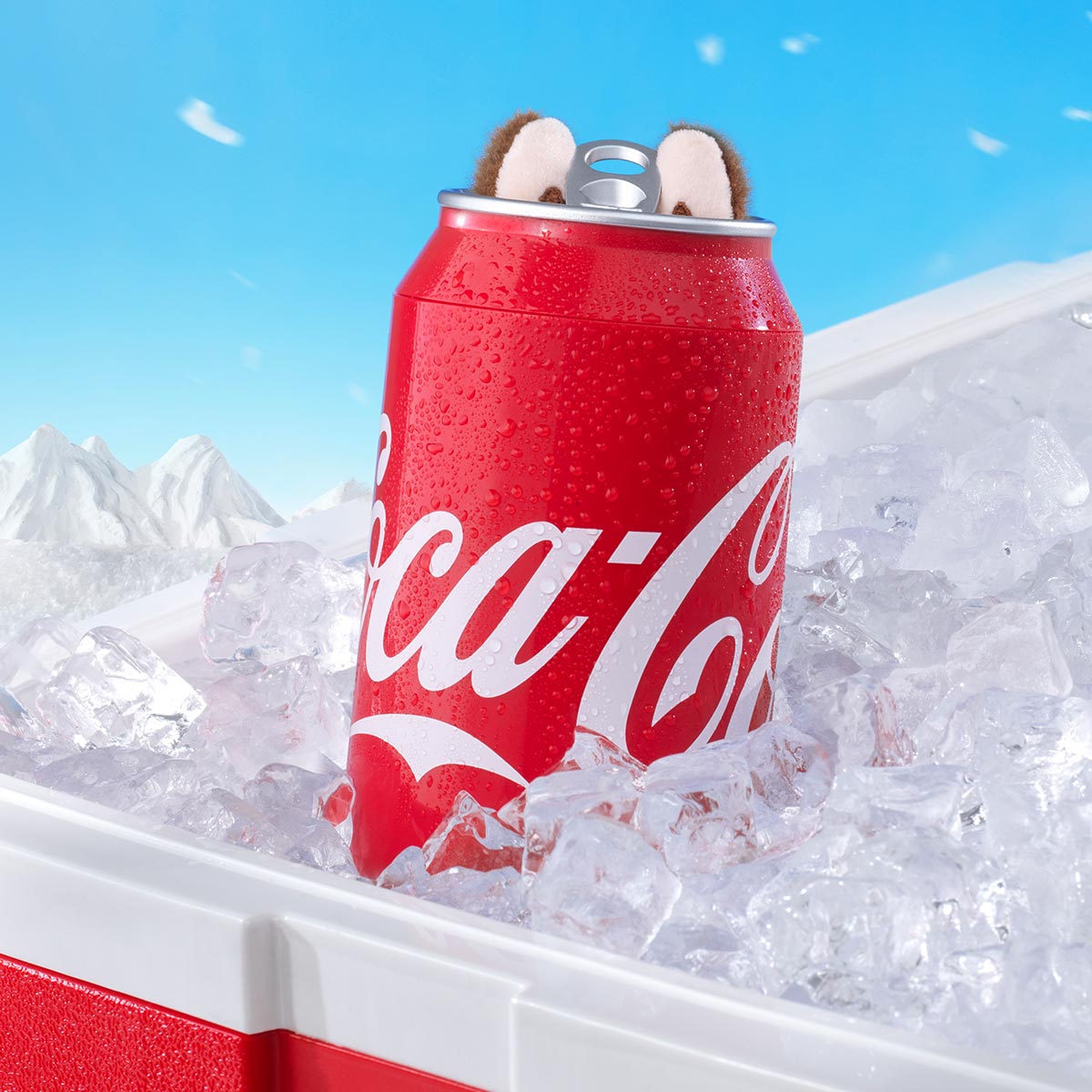 LABUBU THE MONSTERS – Coca-Cola Limited Edition – Vinyl Plush Figure (1 piece) – POP MART