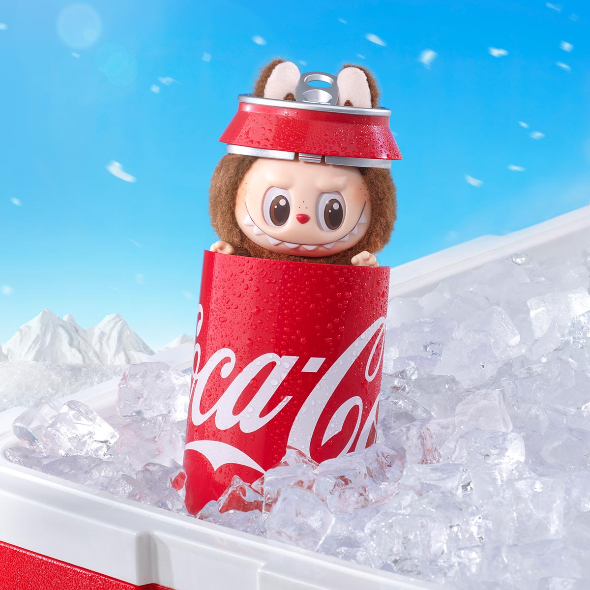 LABUBU THE MONSTERS – Coca-Cola Limited Edition – Vinyl Plush Figure (1 piece) – POP MART