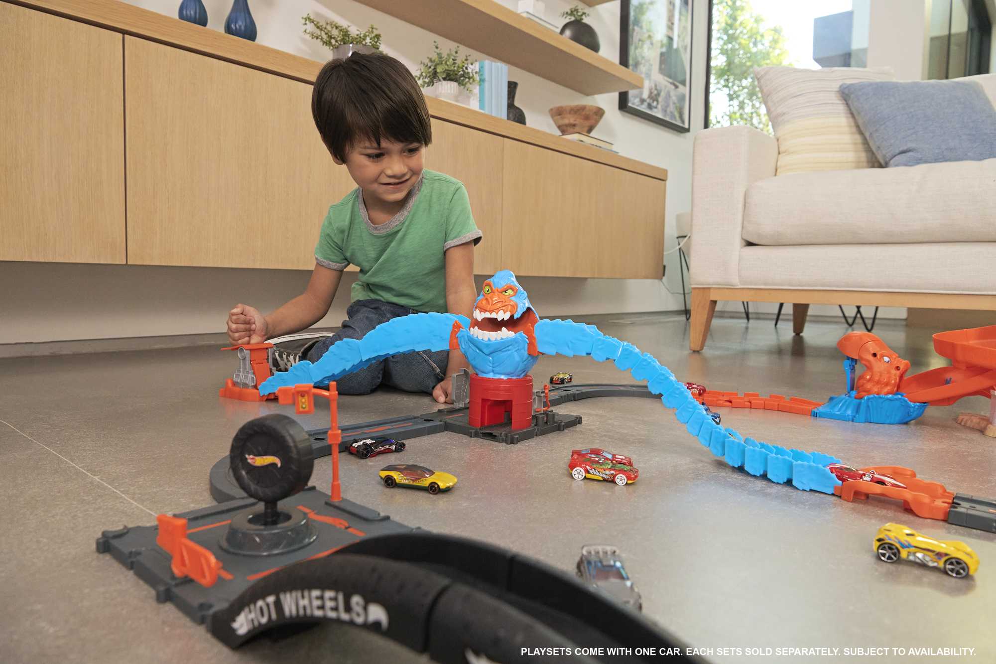 Hot Wheels City Gorilla Attack Playset