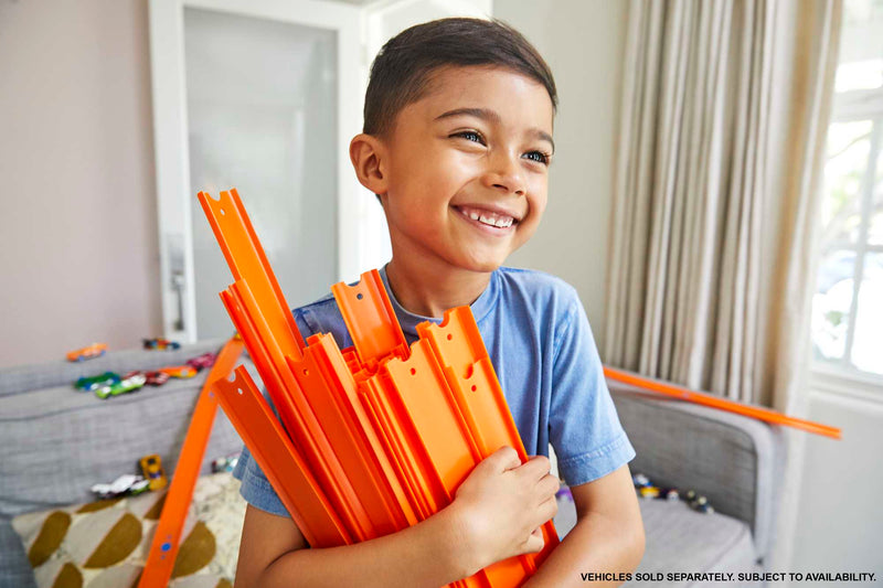 Load image into Gallery viewer, HOT Wheels Tracking and car box
