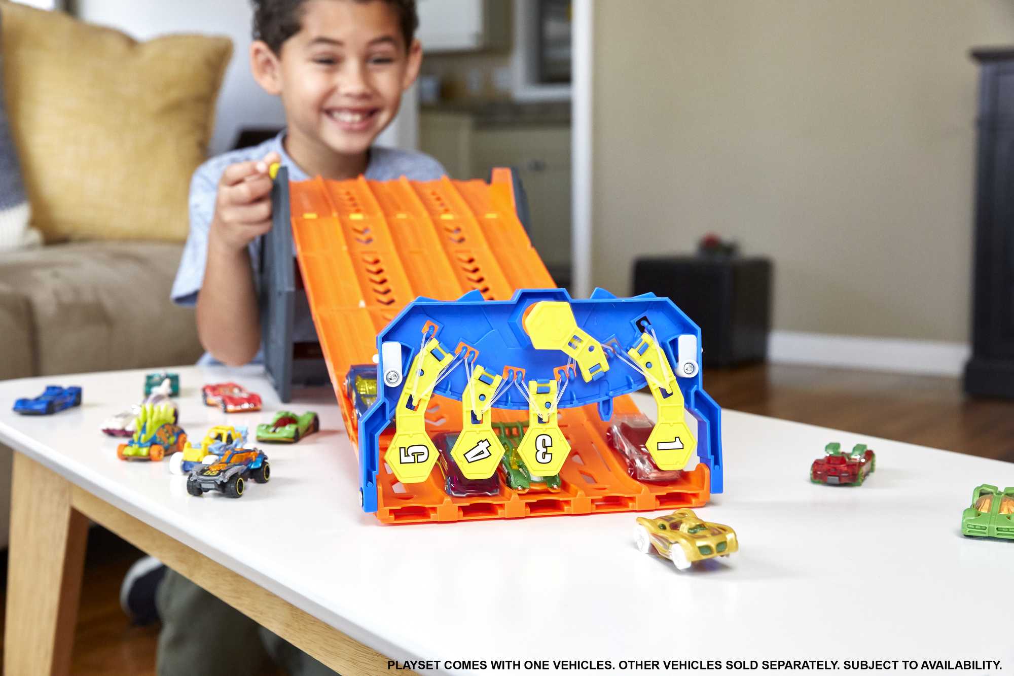 Hot Wheels Carry Case Track Set